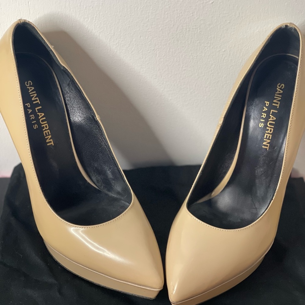 Saint Laurent heel’s